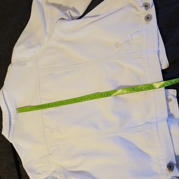 Signature Studio white jean jacket, Size XL - Picture 6 of 8